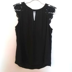 EXPRESS Black Lace Cap Sleeve Blouse (Size L)